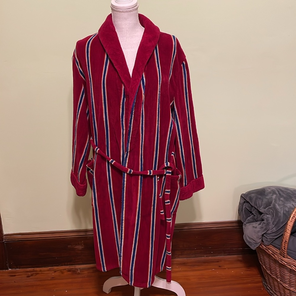 Vintage terrycloth robe in EUC-Nice for Father’s Day